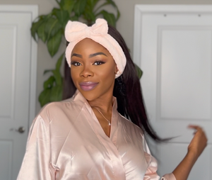 Fashionable Reusable Makeup Headband ( Baby pink ) (light Pink)